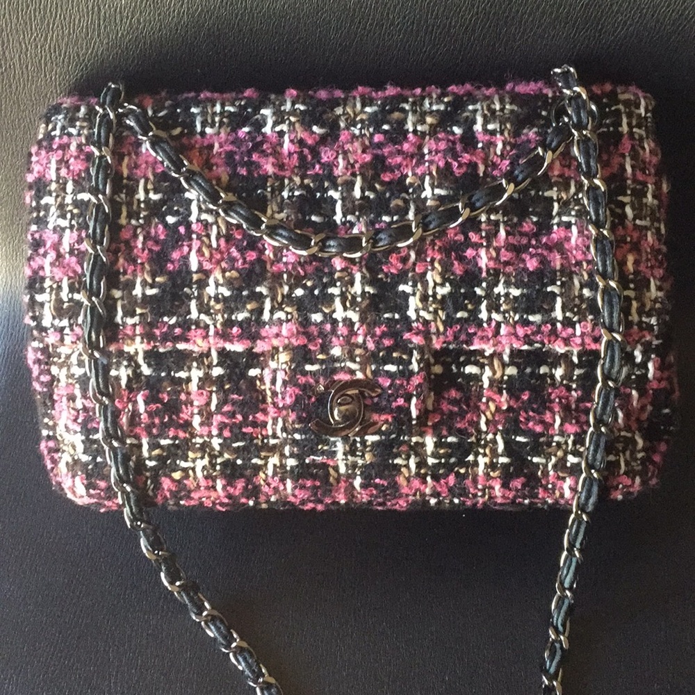 Beautiful designer purse, like new